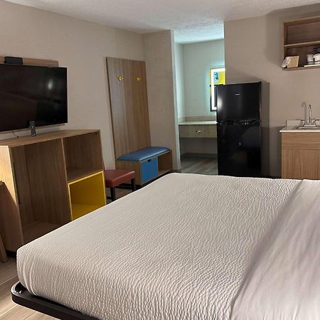 Days Inn By Wyndham Kings Dominion דוסוול מראה חיצוני תמונה