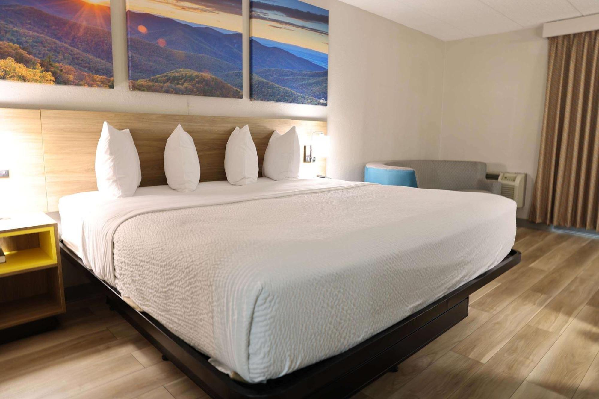 Days Inn By Wyndham Kings Dominion דוסוול מראה חיצוני תמונה